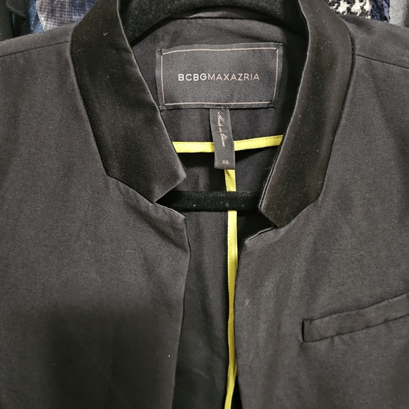 BCBG Maxazria Long Blazer - Picture 5 of 6